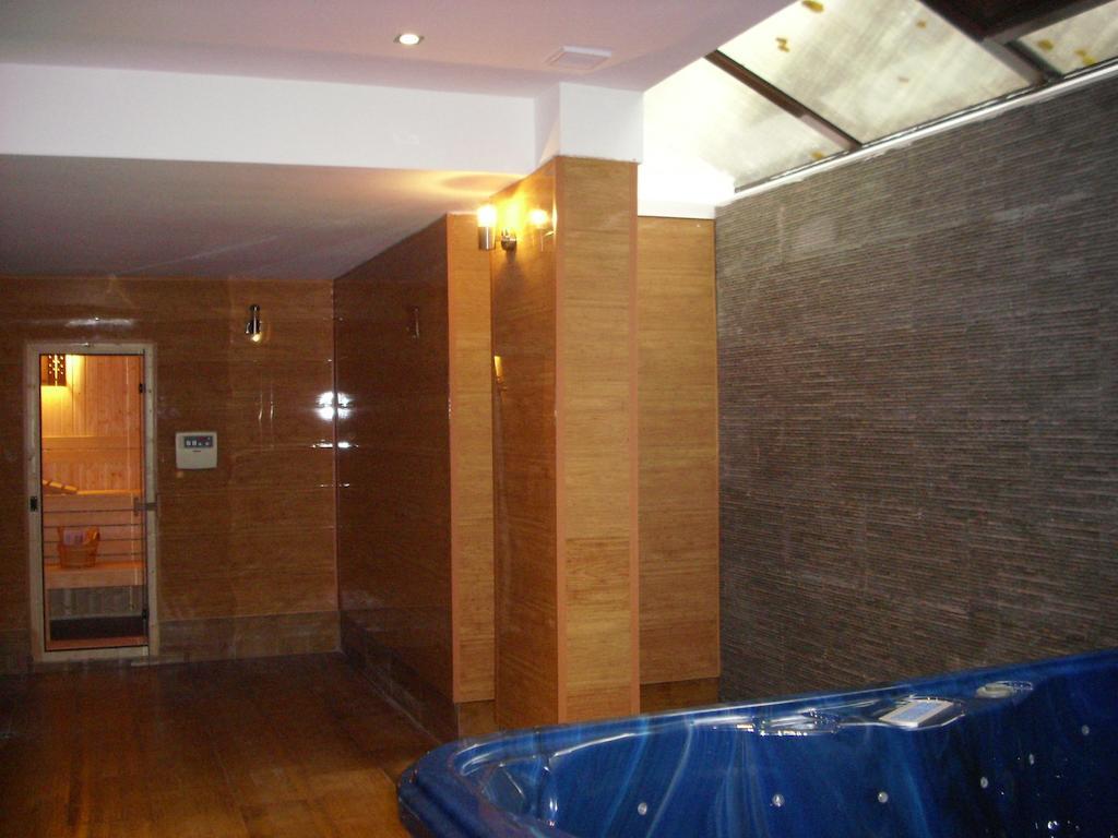 Apartments In Relax Complex Fantasy Hisarya Ngoại thất bức ảnh