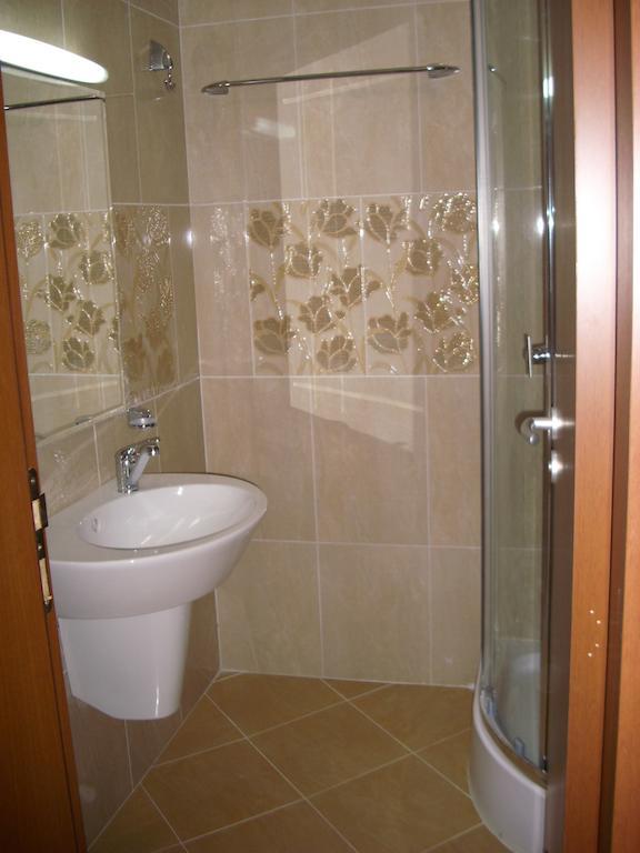 Apartments In Relax Complex Fantasy Hisarya Phòng bức ảnh