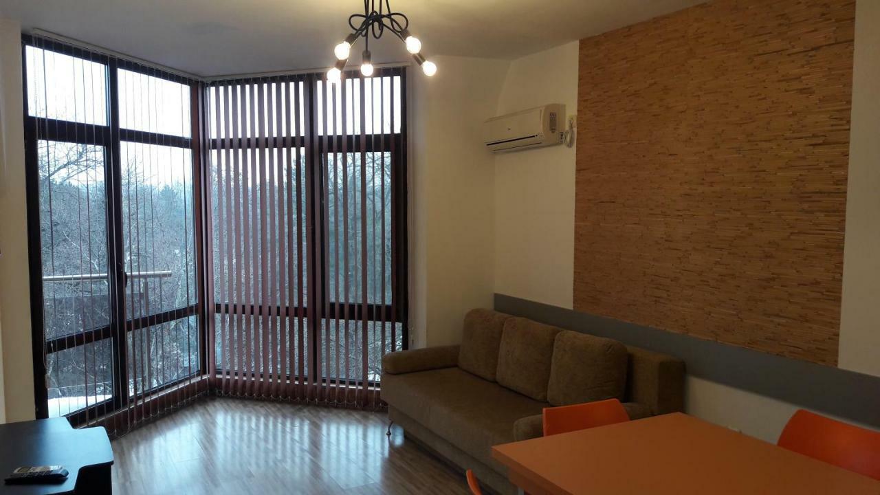 Apartments In Relax Complex Fantasy Hisarya Ngoại thất bức ảnh